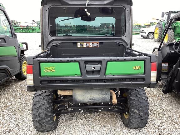 Image of John Deere XUV 835R equipment image 4