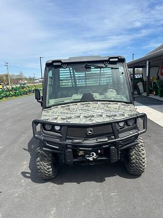 Image of John Deere XUV 835R equipment image 1