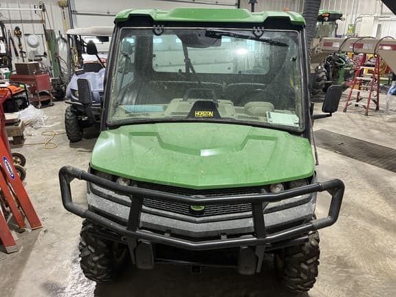 Image of John Deere XUV 835R equipment image 1