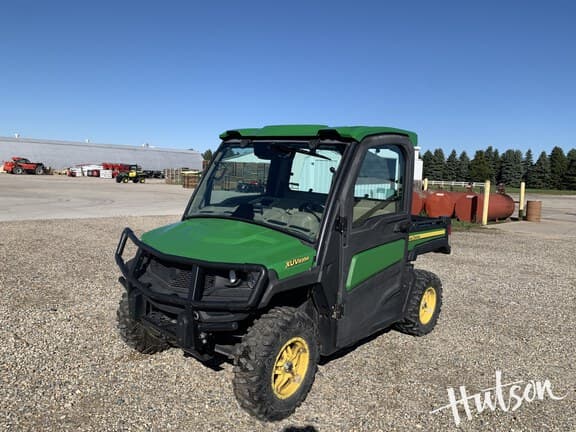 Image of John Deere XUV 835R equipment image 1