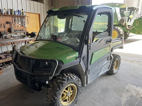 Image of John Deere XUV 835R equipment image 2