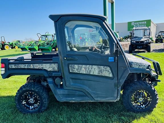 Image of John Deere XUV 835R Primary image