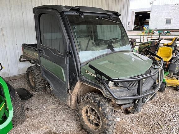 Image of John Deere XUV 835R Primary image