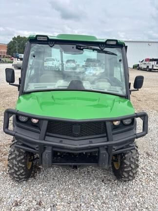 Image of John Deere XUV 835R equipment image 2