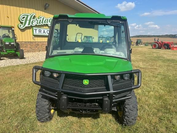 Image of John Deere XUV 835R equipment image 1