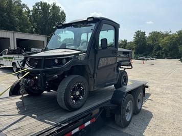 Main image John Deere XUV 835R