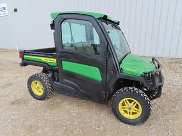Main image John Deere XUV 835R