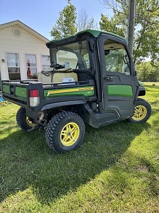 Image of John Deere XUV 835R equipment image 4