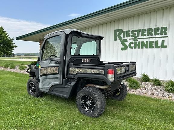 Image of John Deere XUV 835R equipment image 2