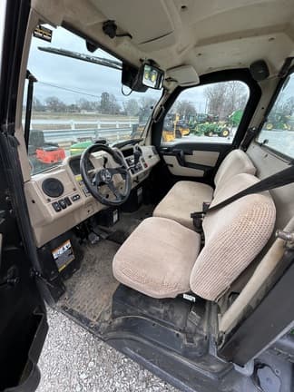 Image of John Deere XUV 835R equipment image 3