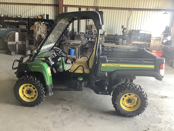 Image of John Deere Gator XUV 855M equipment image 1