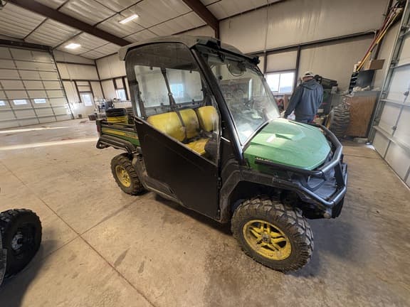 Image of John Deere XUV 865M equipment image 1