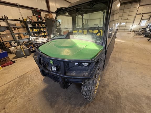 Image of John Deere XUV 865M equipment image 2