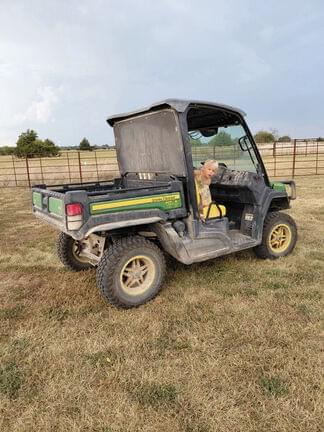 Image of John Deere XUV 865M equipment image 3