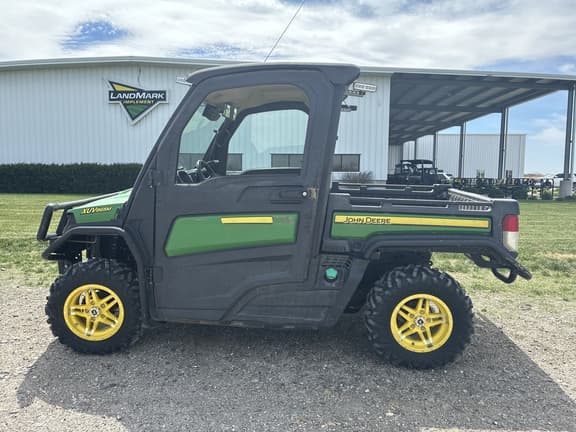 Image of John Deere XUV 865M Primary image