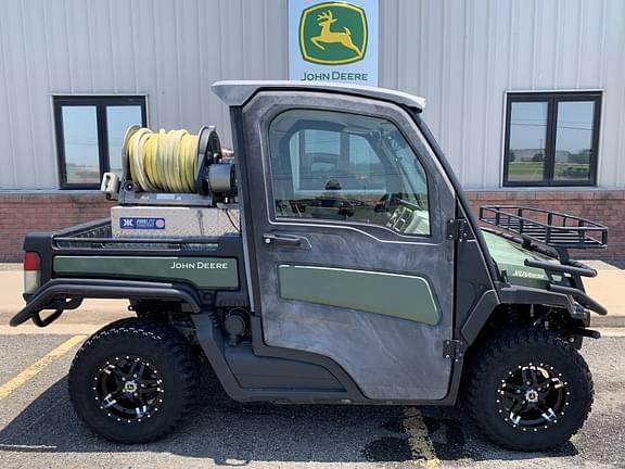 Image of John Deere XUV 865R equipment image 1