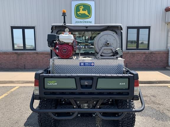 Image of John Deere XUV 865R equipment image 3