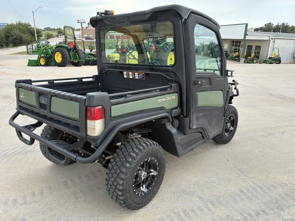 Image of John Deere XUV 865R equipment image 4