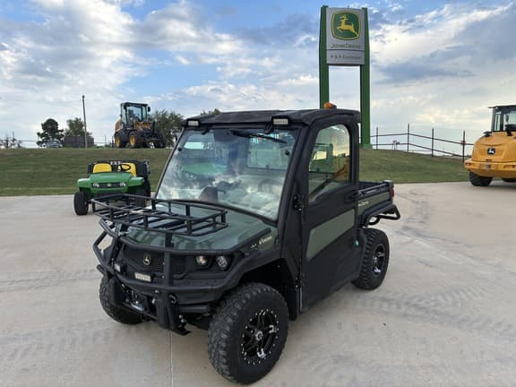 Image of John Deere XUV 865R Primary image