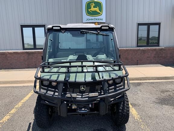 Image of John Deere XUV 865R equipment image 1
