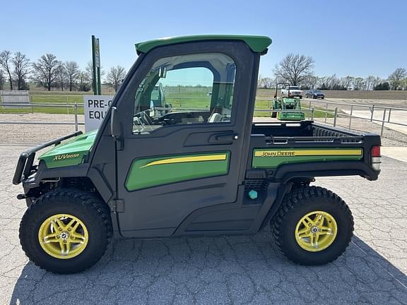 Image of John Deere XUV 865R Primary image