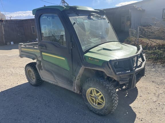Image of John Deere XUV 865R equipment image 1