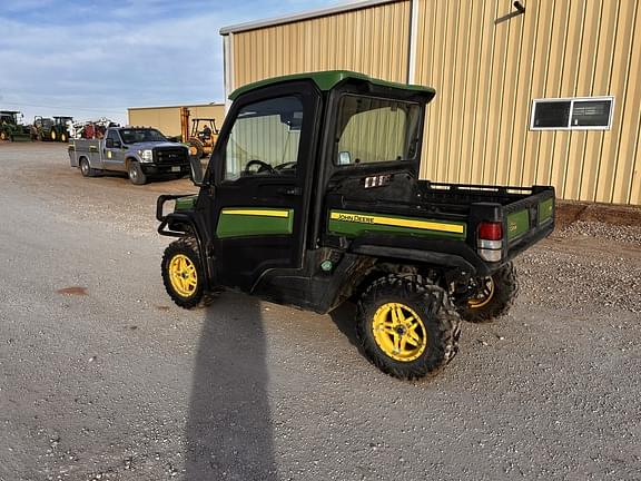 Image of John Deere XUV 865R equipment image 1