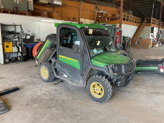 Image of John Deere XUV 865R equipment image 2