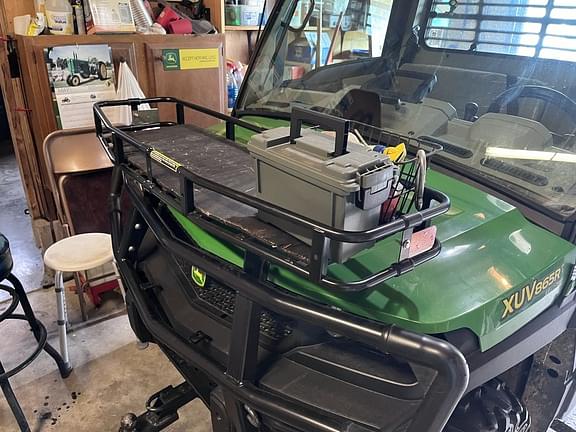 Image of John Deere XUV 865R equipment image 3