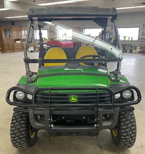 Image of John Deere XUV 825M equipment image 2