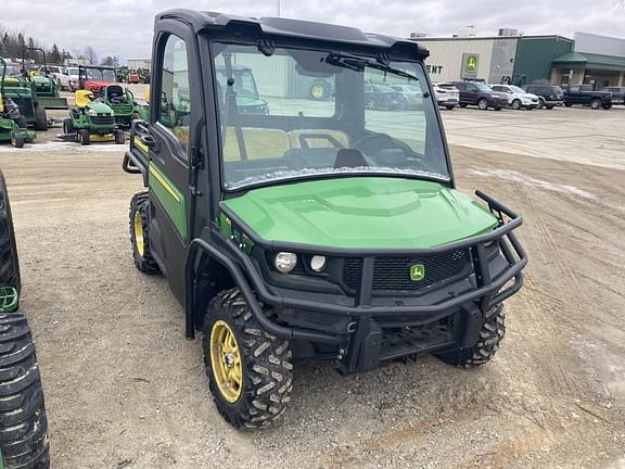 Image of John Deere XUV 835M equipment image 1