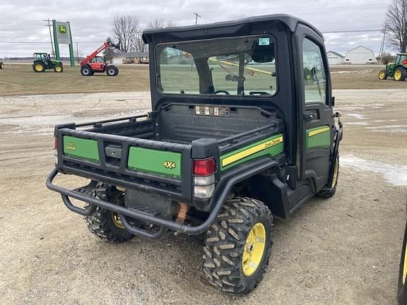 Image of John Deere XUV 835M equipment image 3