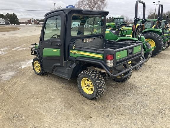 Image of John Deere XUV 835M equipment image 4