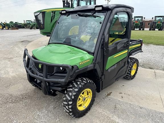 Image of John Deere XUV 835M equipment image 1