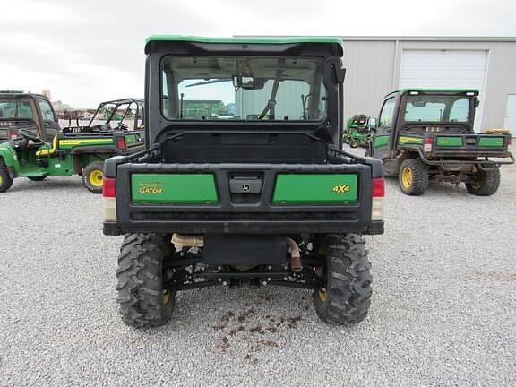 Image of John Deere XUV 835R equipment image 3