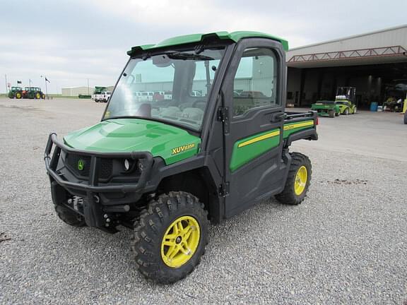 Image of John Deere XUV 835R Primary image