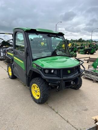 Main image John Deere XUV 835R