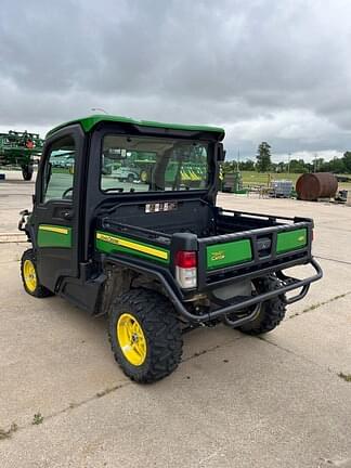 Image of John Deere XUV 835R equipment image 2