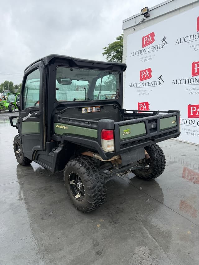 Image of John Deere XUV 835R equipment image 3