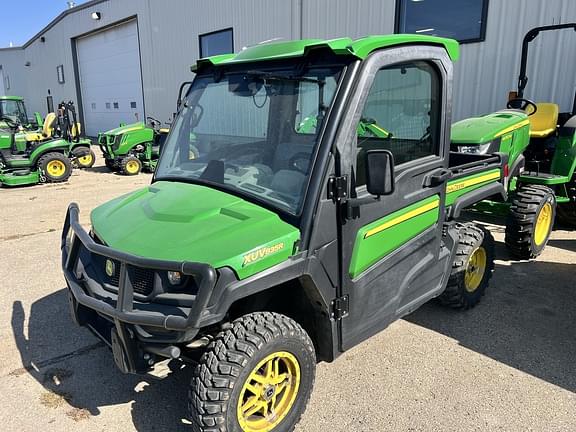 Image of John Deere XUV 835R equipment image 2