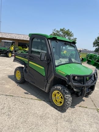 Main image John Deere XUV 835R