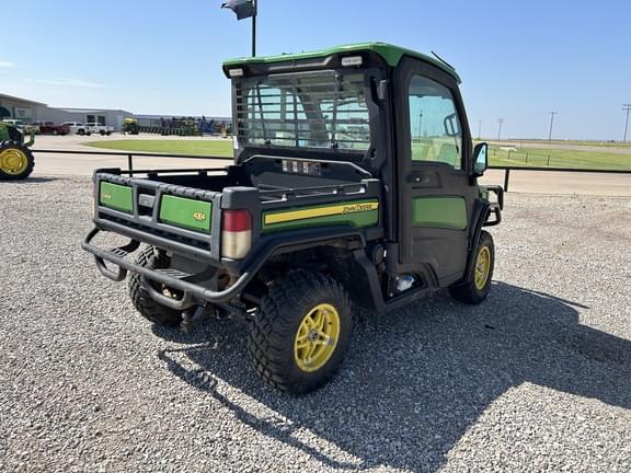 Image of John Deere XUV 835R equipment image 4