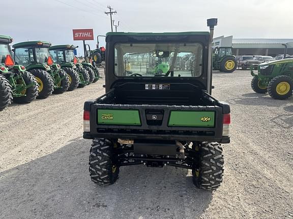 Image of John Deere XUV 835R equipment image 3