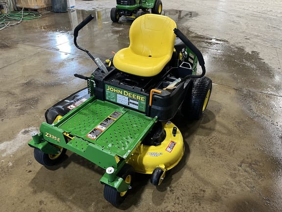 2019 John Deere Z335E Equipment Image0