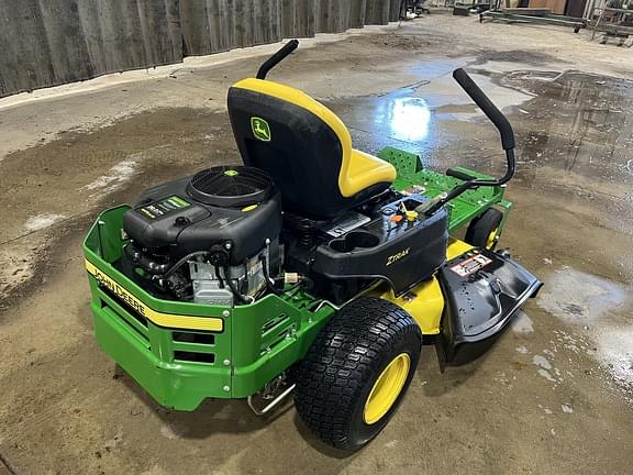 Image of John Deere Z335E equipment image 3