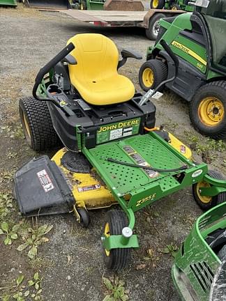 Image of John Deere Z335E Primary image