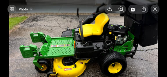 Image of John Deere Z335E equipment image 4