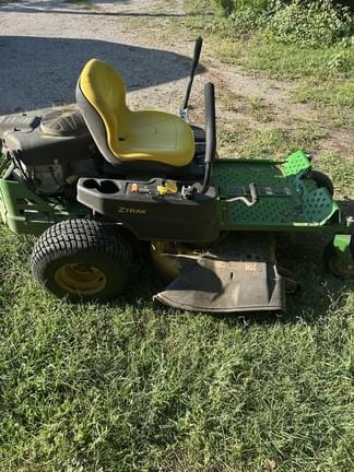 Image of John Deere Z335E equipment image 3