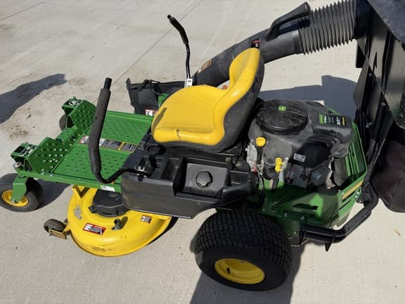 Image of John Deere Z335E equipment image 4