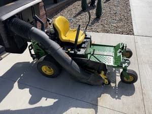 2019 John Deere Z335E Image